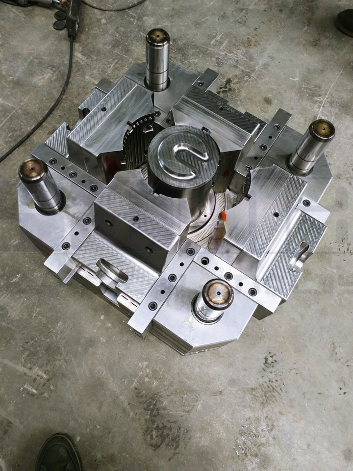 Sama Plastic and Molds - Istanbul - Turkey